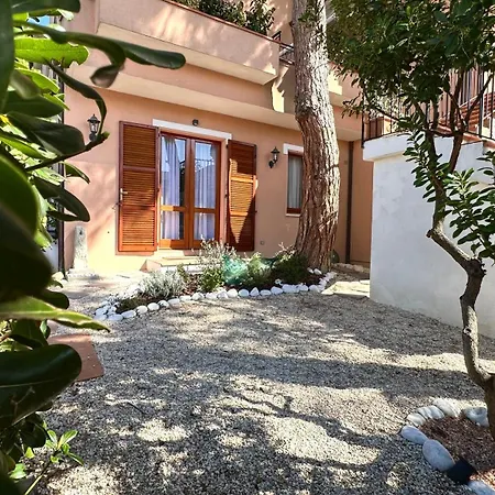 N282 - Numana, Nuovo Bilocale Con Giardino Appartement
